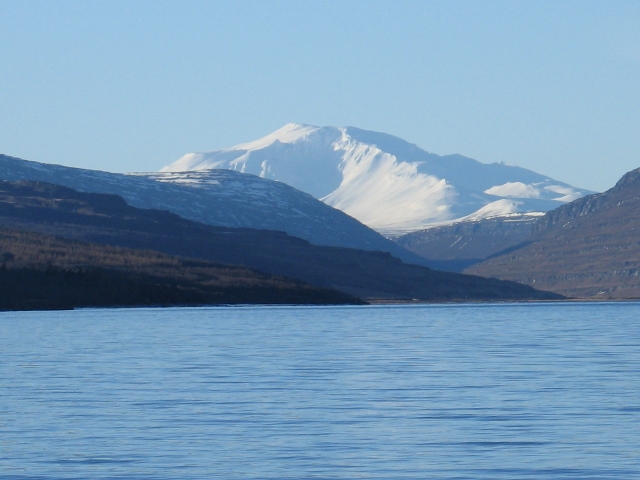 Mount Snæfell 1833m